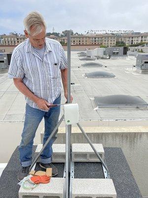 Wireless Giga Speed Connections between Buildings.