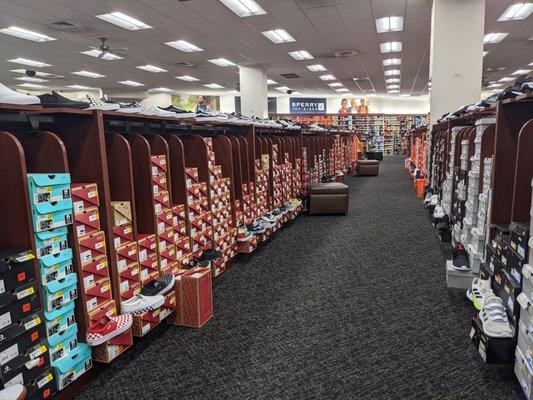 Shoe Dept. Encore, Valley Hills Mall, Hickory