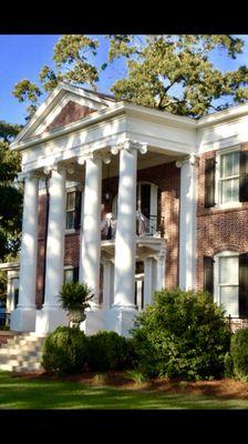 Southeastern front view of the circa 1895 Rosewood Manor House B&B and Wedding Venue.