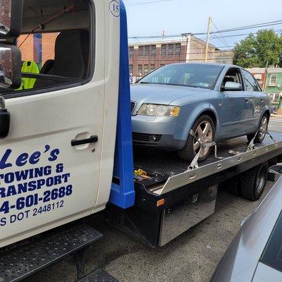 Lee’s Towing And Transport