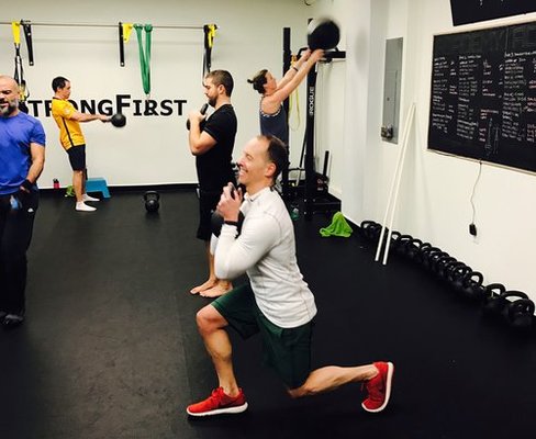 Matt enjoys lunges during Team MetCon class