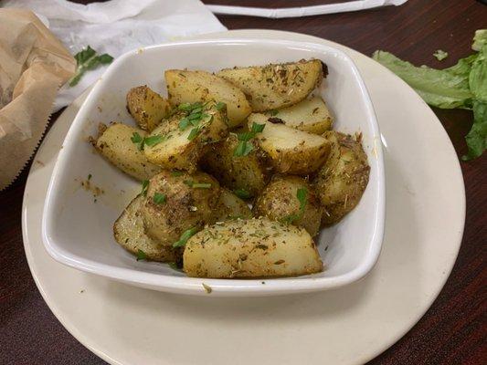 These seasoned potatoes were surprisingly the highlight of my experience. I could eat these forever. Excellent.