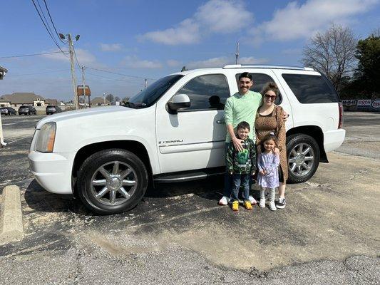 We love, repeat business. Congratulations on this beautiful Yukon Denali!!