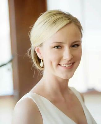 Classic wedding makeup, clean and soft... reminiscent of Grace Kelly.