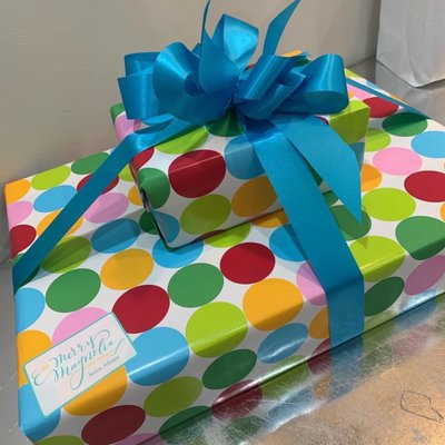 Gift wrapping available