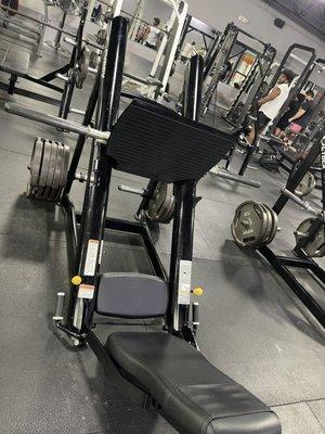 Traditional leg press