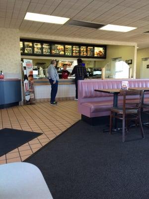 Nearly vacant Arby's at Jeffersonville around 3 pm, but really fast service as a result