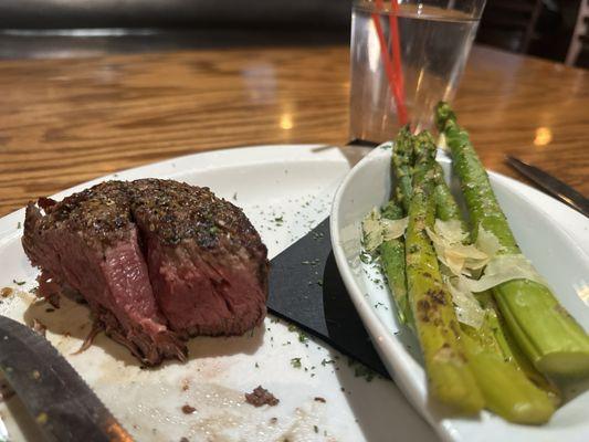 7oz Fillet and asparagus