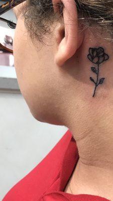 This is what I got it doesn't look nothing like what I wanted it don't even look like a rose !!!!