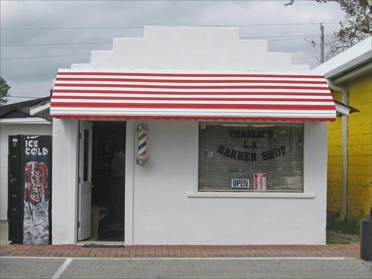 Charlie's L A Barber Shop