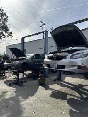 Auto Shop

Oil Change

Transmission

Brakes

Oil Change

AC Service

Engine