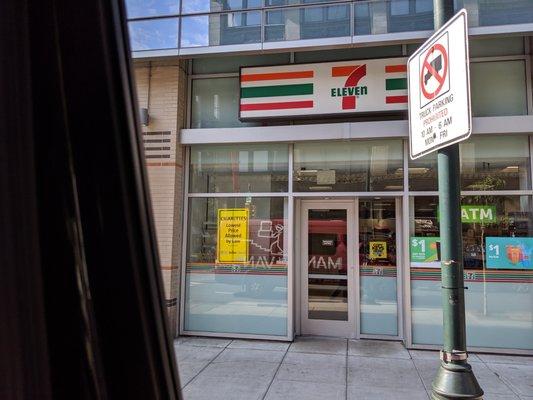 7-11 Walnut St philadelphia