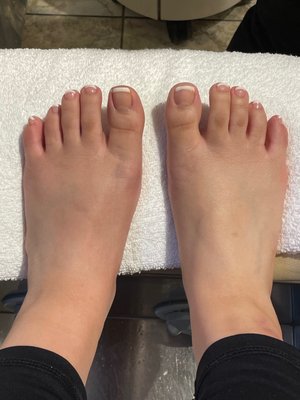 Gel pedicure - French tip