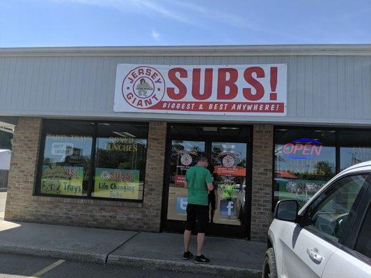 Jersey Giant Subs