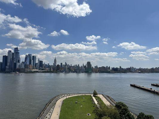 1025 Maxwell Lane - View of NYC Skyline - Full service amenity building near ferry Hoboken New Jersey with shuttle to path