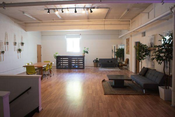 AOM Studio Rental in Downtown Eugene, Oregon