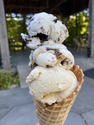 Cookies & Cream, Salty Caramel Pretzel, Peanut Butter Fudge