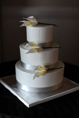 Wedding cake designs, collaborated with Top Wedding Planner "Smiling Through Chaos"