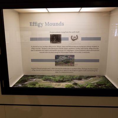 info about mounds including those shaped like animals