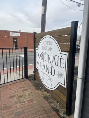 Fortunate Hand Coffee & Tattoo