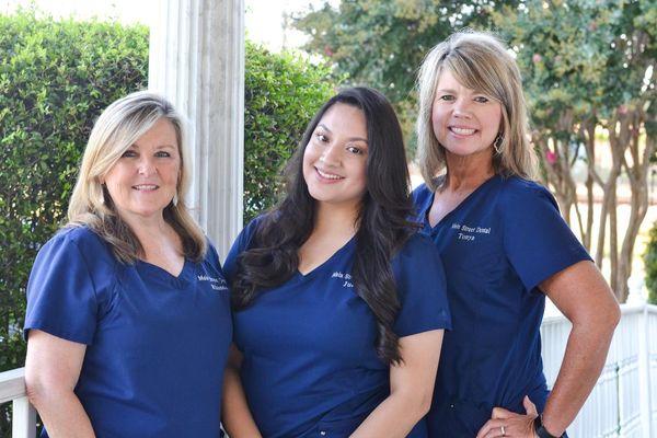 Rhonda, Julie & Tonya!
 The friendly faces that greet you when you come in!