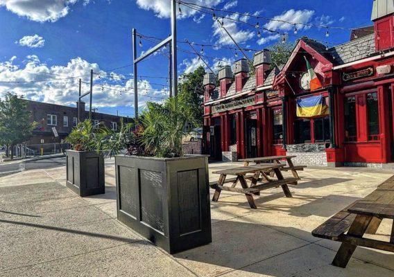 Ned Devines Saloon Outdoor Patio