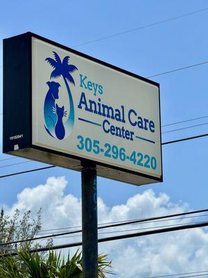 Street Sign for Keys Animal Care Center