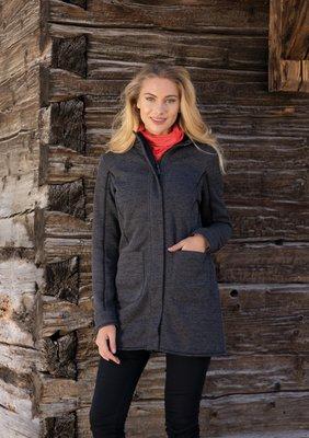 bonded short coat with contrast fleece color inside unlined 2 patch pockets color: black melange