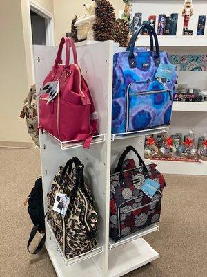 Maevn ready-go bags that turn into backpacks!