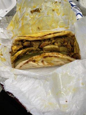 CHICKEN SHAWARMA PITA