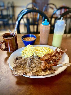 Steak, eggs & bacon (à la carte)