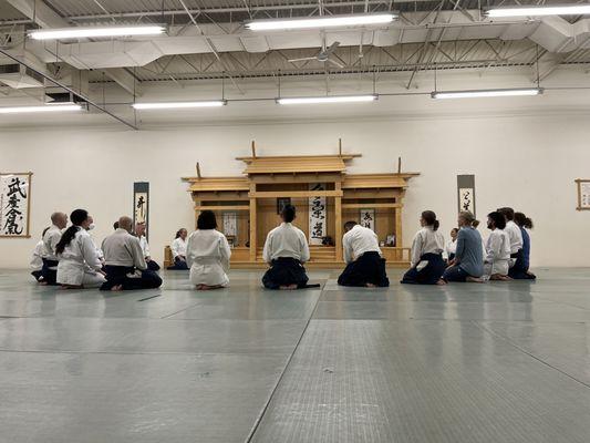 An 8-week Introduction to Aikido series is offered 3 times a year to welcome new students.