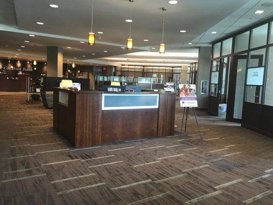 Reception desk at Cherapa Place CorTrust Bank in Sioux Falls, SD.