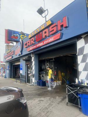 Top Notch Car Wash & Oil Change