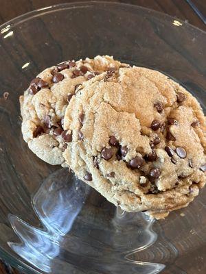 Vegan chocolate chip cookies