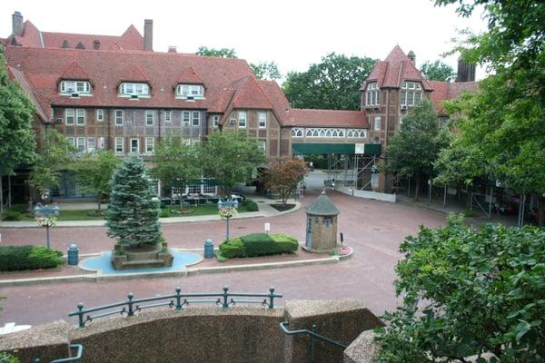 Street View - LIRR Train Station Forest Hills