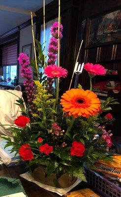 A beautiful arrangement that brightened up a cold winters day.