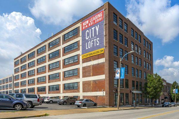 East end of building on Laclede Ave.