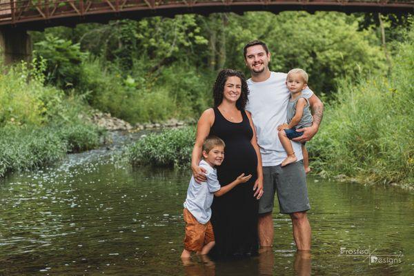 Maternity and family photography session at Arbuckle Acres Park, Brownsburg, Indiana.