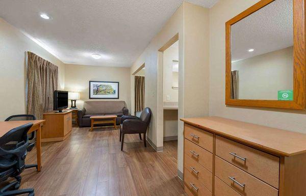 Extended Stay America - Chicago - Lombard - Yorktown Center