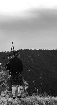 Colin Lewis is a bagpiper serving the Denver, Colorado area. He is a critically acclaimed and experienced bagpiper.