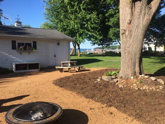 Sitting area with fire pit