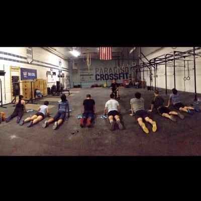 Dr. Steve Sudell leading a Prehab 2 Perform seminar at Paradiso Crossfit in Venice, CA.