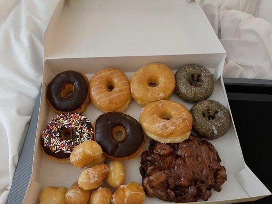 Breakfast in bed for the win!