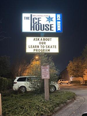 Sign when pulling in to parking lot