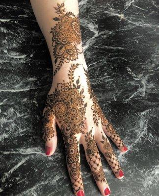 Henna art