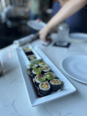 Avocado & Tuna Roll