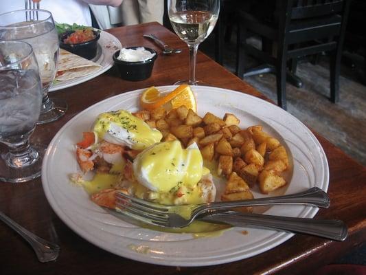 Fantastic Lobster Benedict - aka - Cobblestones