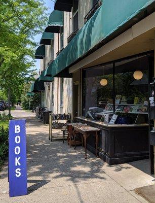 Nat's Uptown Books