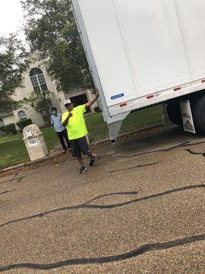 53 ft trailer move from College Station to Austin Tx